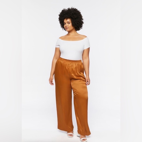 Forever 21 Plus Size Plazzo Satin Wide-Leg Pants in Maple NWT vacation resort - Picture 1 of 7